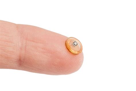 when was the rfid chip invented|what is an rfid chip.